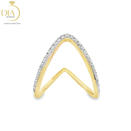 Splendid V-shaped Diamond Ring