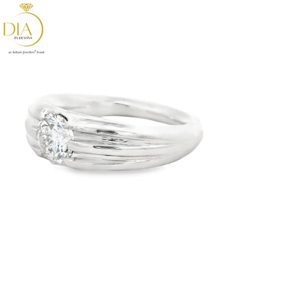 Elegant White Gold Solitaire Ring